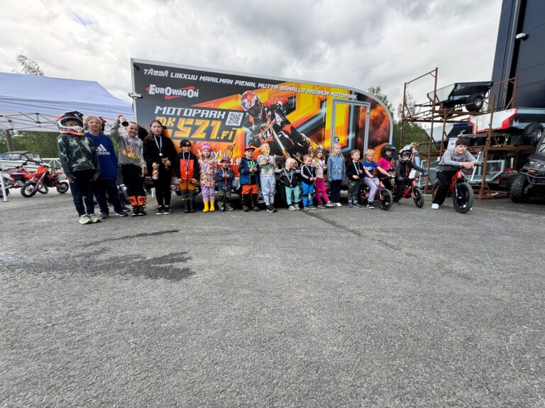 2013e717-b390-4545-9da3-008aa1153558